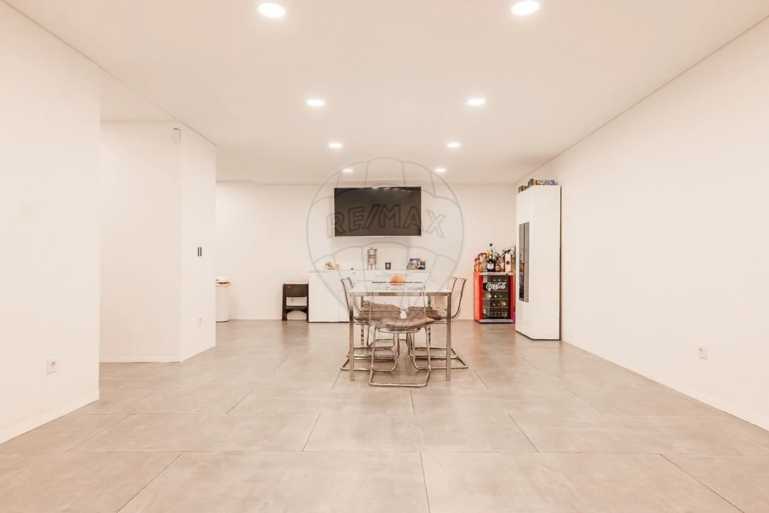 Moradia T4 para Venda em Creixomil Foto 34