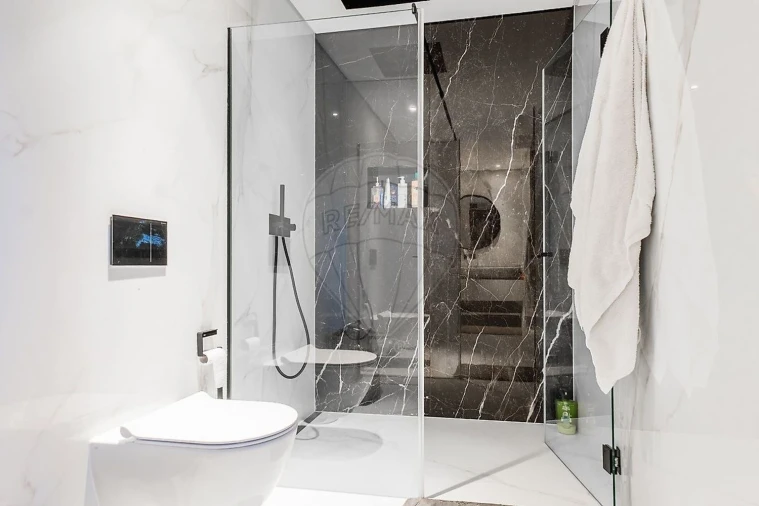 Moradia T4 para Venda em Creixomil Foto 13