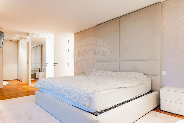 Moradia T4 para Venda em Creixomil Foto 20