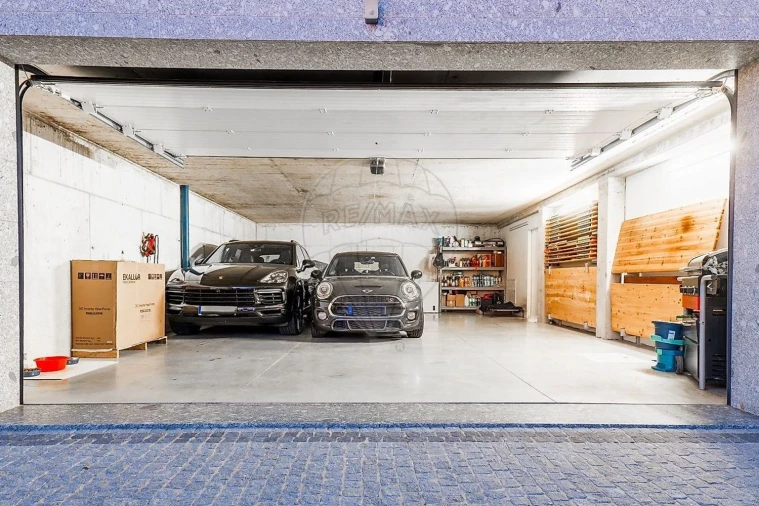 Moradia T4 para Venda em Creixomil Foto 39