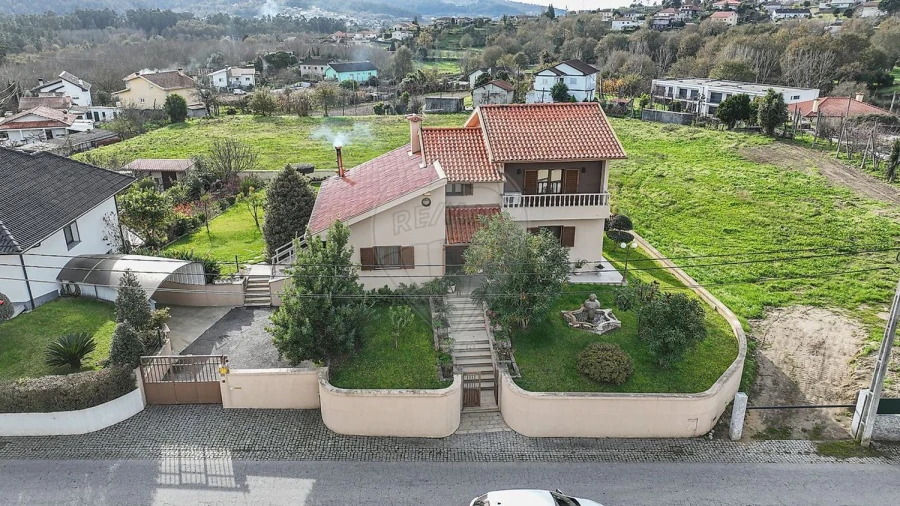 Moradia T4 para Venda em Galegos Foto 41