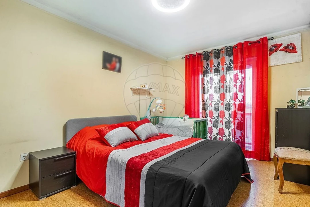 Moradia T3 para Venda em Selho (São Jorge) Foto 9