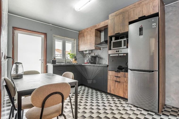 Moradia T3 para Venda em Selho (São Jorge)