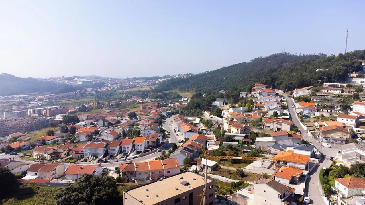 Moradia T4 para Venda em Brufe Foto 14