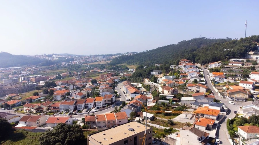 Moradia T4 para Venda em Brufe Foto 14