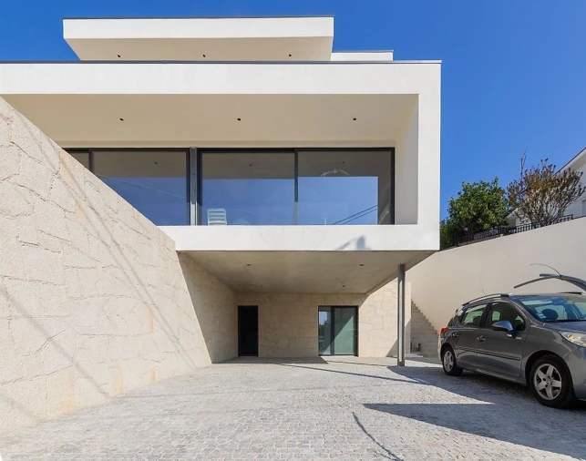 Moradia T4 para Venda em Brufe Foto 7