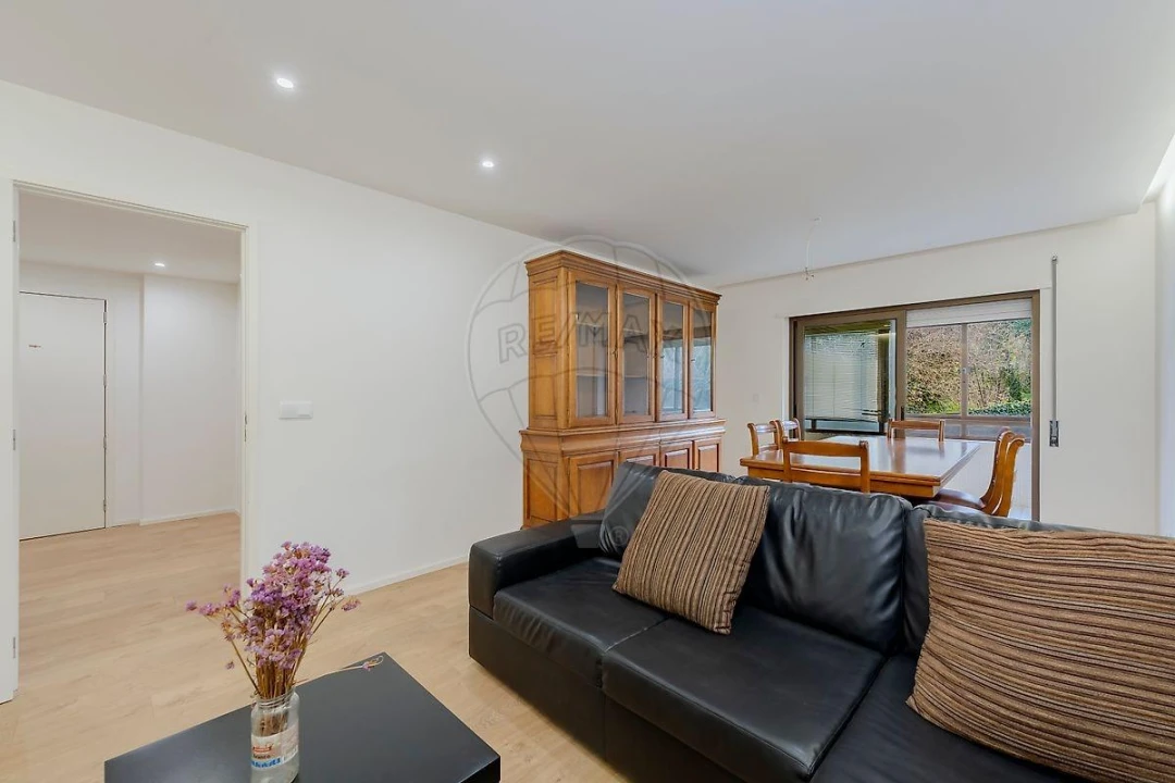 Apartamento T3 para Venda em Ferreiros e Gondizalves Foto 9