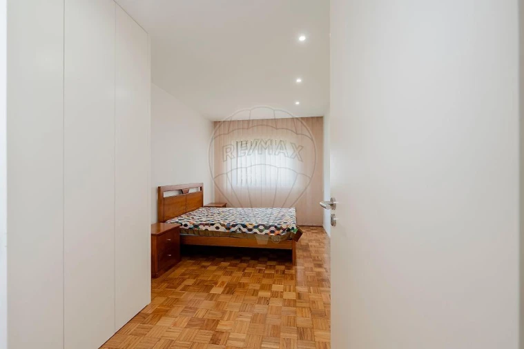 Apartamento T3 para Venda em Ferreiros e Gondizalves Foto 20