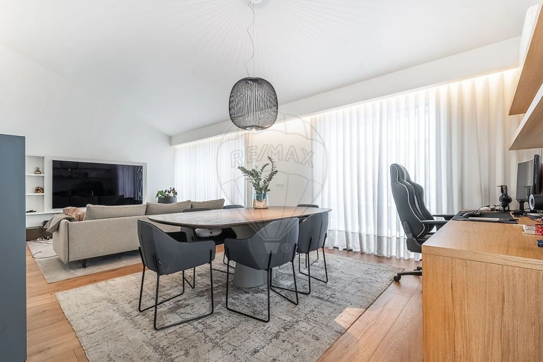 Apartamento T3 para Venda em Braga (Maximinos, Sé e Cividade) Foto 1