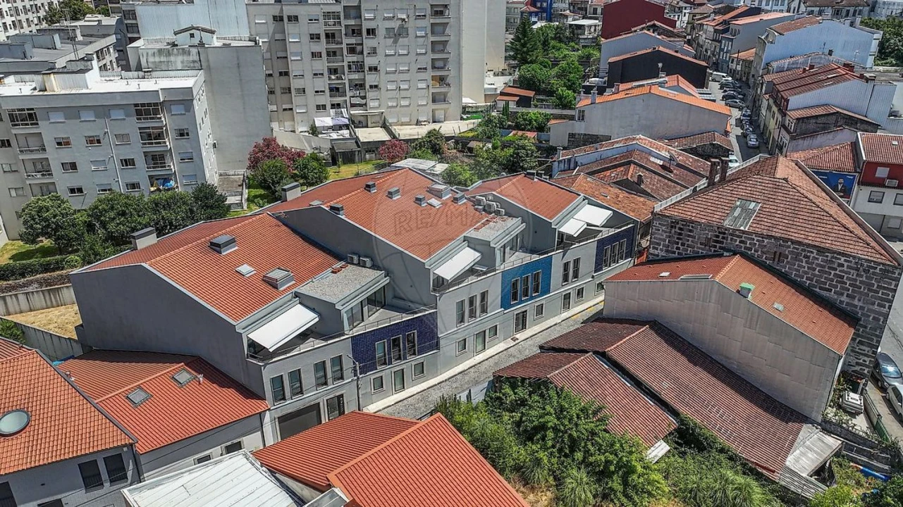 Apartamento T3 para Venda em Braga (Maximinos, Sé e Cividade) Foto 3