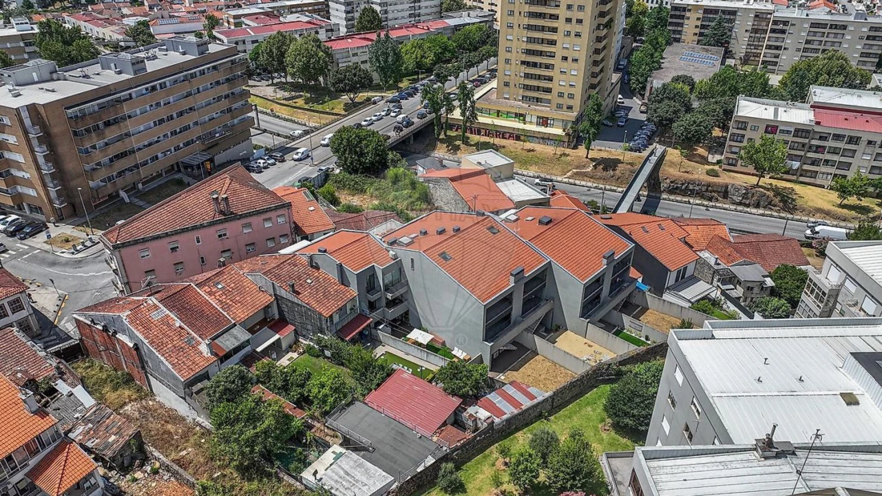 Apartamento T3 para Venda em Braga (Maximinos, Sé e Cividade) Foto 6