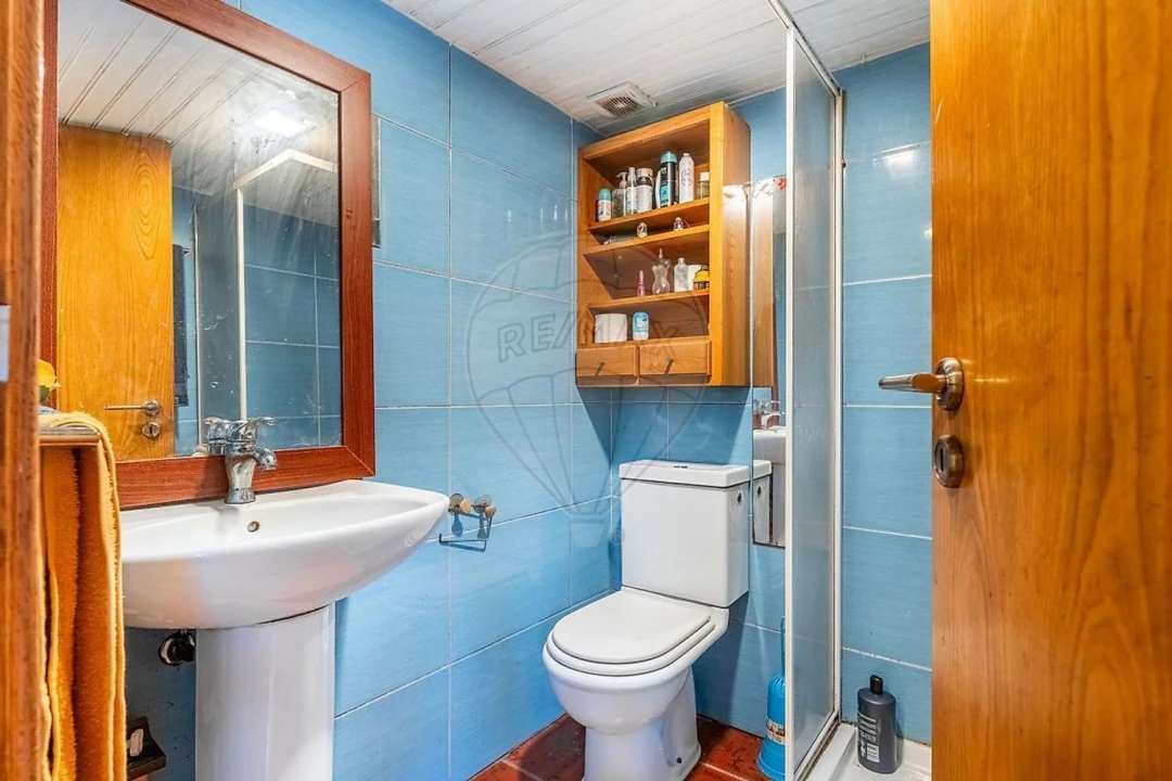 Moradia T2 para Venda em Morgade Foto 2