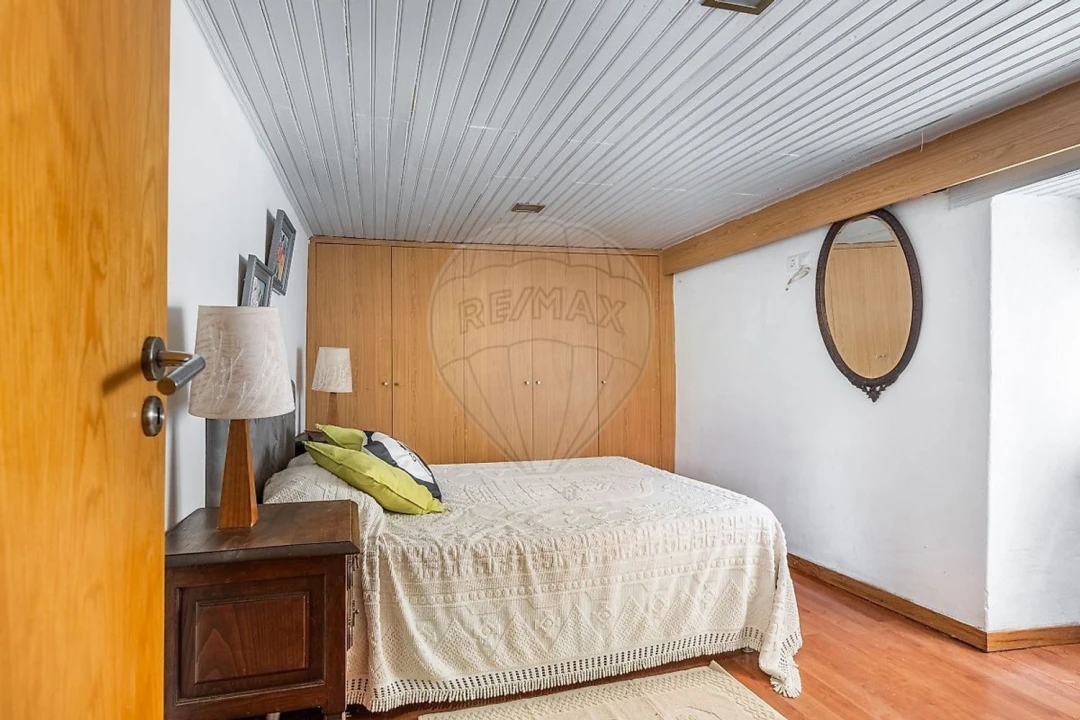 Moradia T2 para Venda em Morgade Foto 20