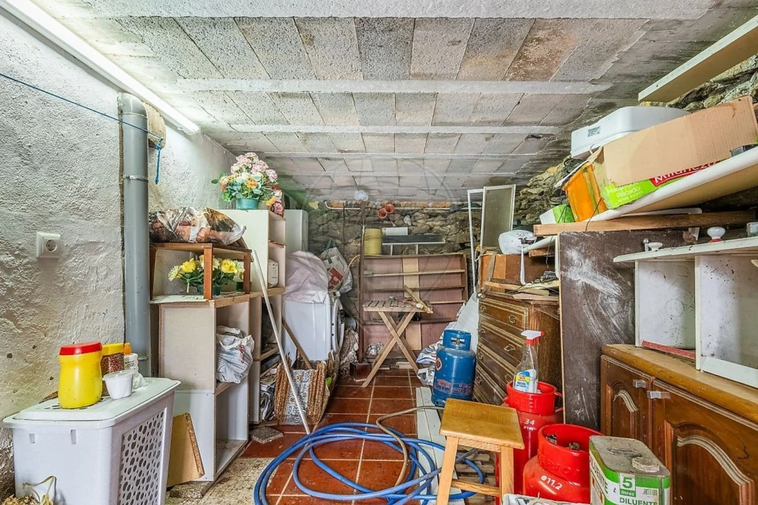 Moradia T2 para Venda em Morgade Foto 6