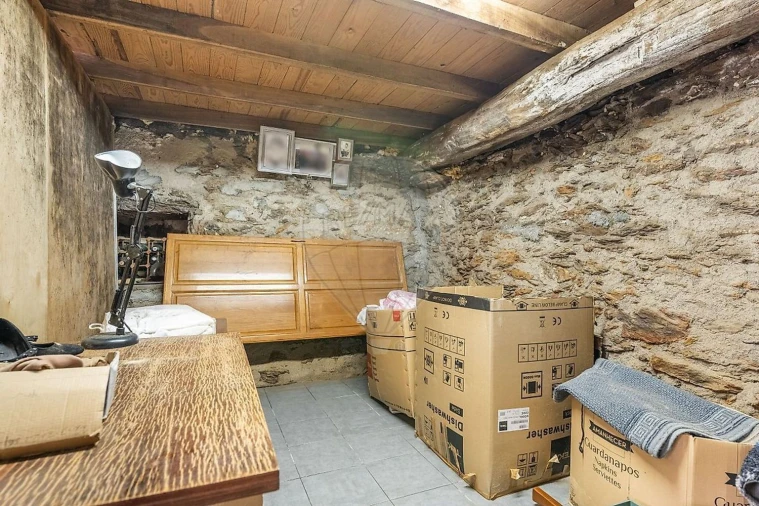 Moradia T2 para Venda em Morgade Foto 15