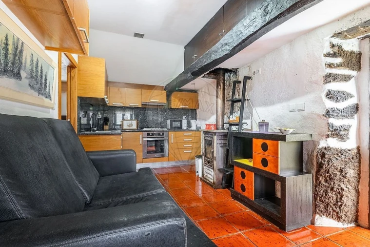 Moradia T2 para Venda em Morgade Foto 7