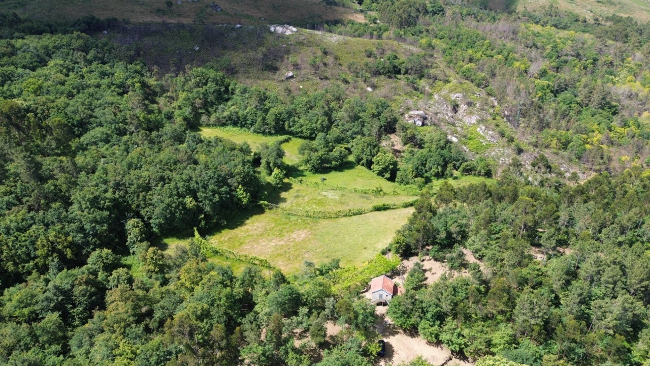Moradia para Venda em Monte e Queimadela Foto 7