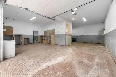 Moradia T4 para Venda em Lomar e Arcos
