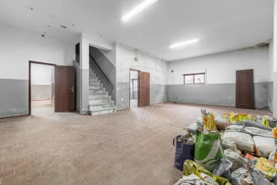 Moradia T4 para Venda em Lomar e Arcos