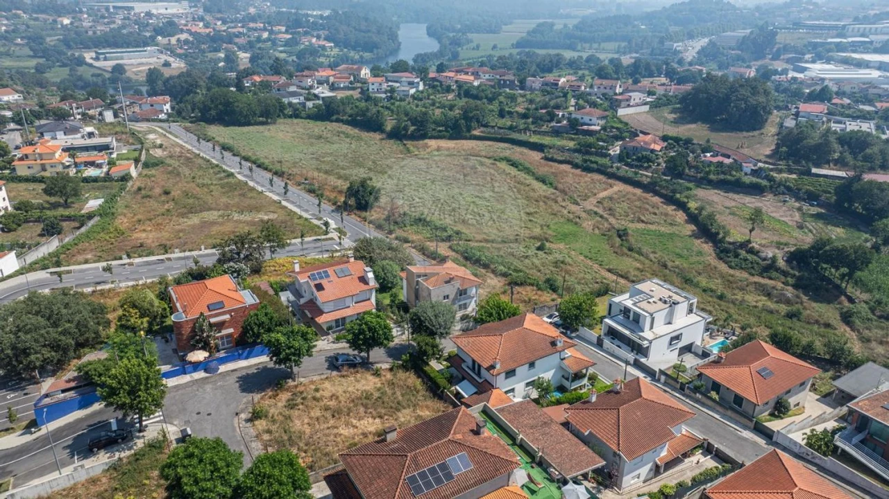 Moradia T4 para Venda em Águeda e Borralha Foto 13