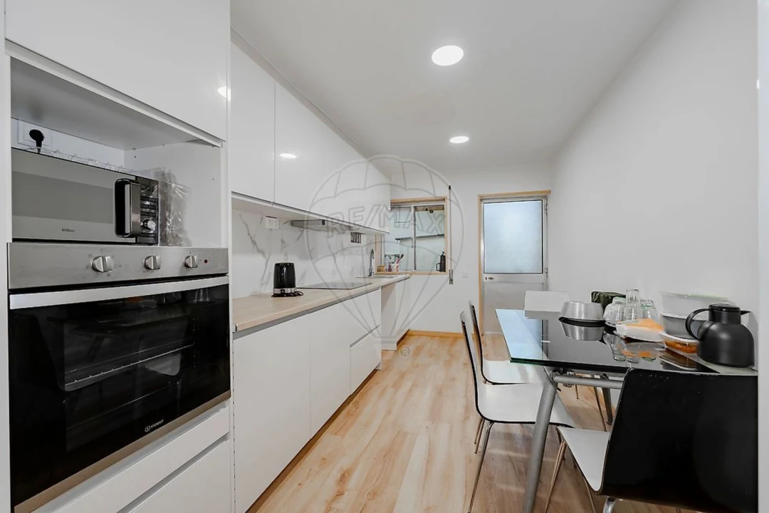 Apartamento T3 para Venda em Azurem Foto 2