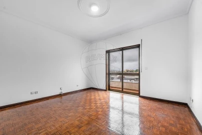 Moradia T4 para Venda em Lomar e Arcos