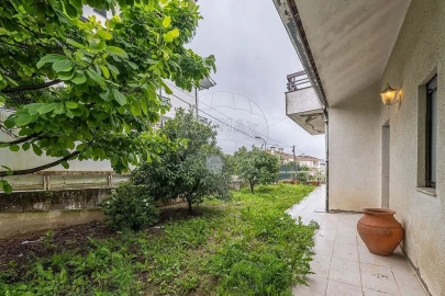 Moradia T4 para Venda em Lomar e Arcos