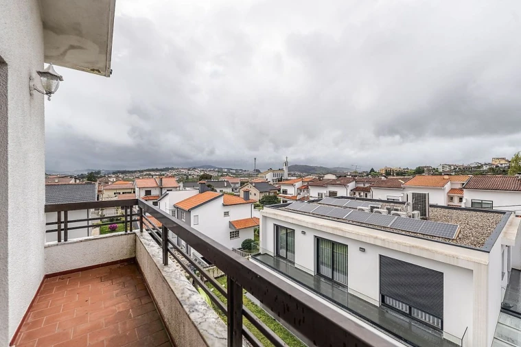 Moradia T4 para Venda em Lomar e Arcos Foto 16