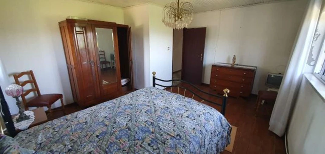 Moradia T3 para Venda em Covelo do Geres Foto 4