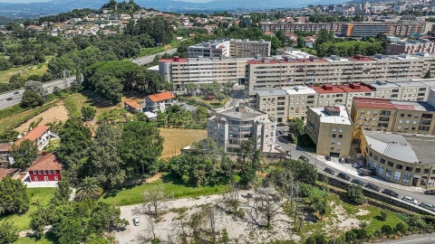 Apartamento T3 para Venda em Ferreiros e Gondizalves