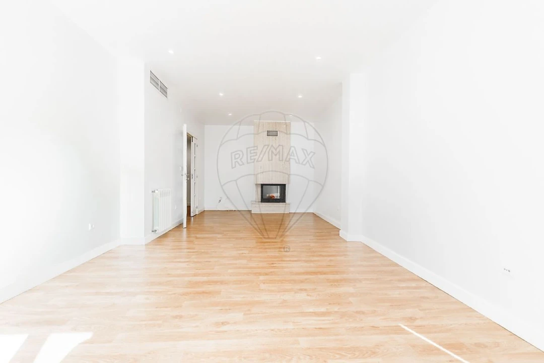 Apartamento T3 para Venda em Belazaima do Chão, Castanheira do Vouga e Agadão Foto 3