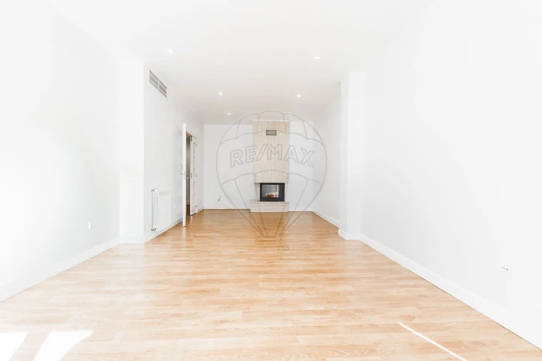 Apartamento T3 para Venda em Belazaima do Chão, Castanheira do Vouga e Agadão Foto 3