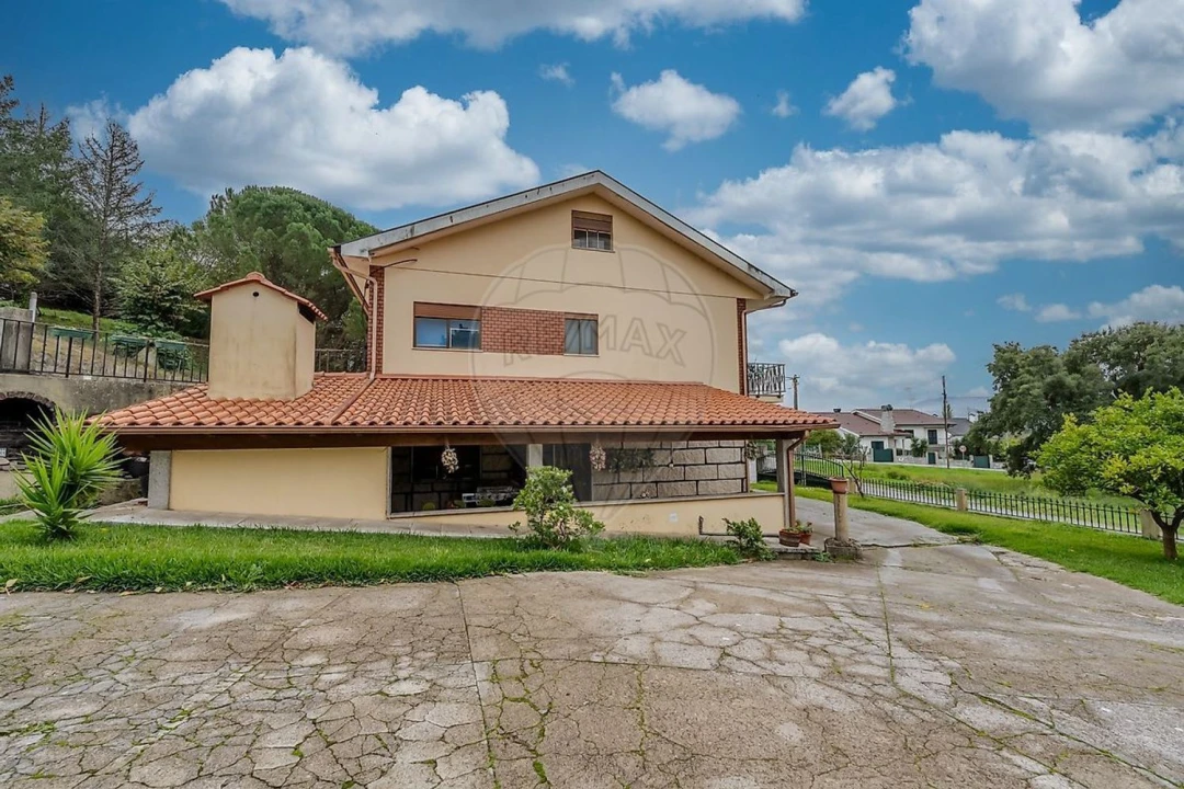 Moradia T3 para Venda em Valença, Cristelo Covo e Arão Foto 9