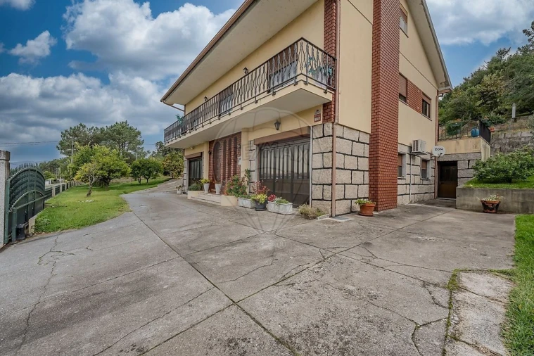 Moradia T3 para Venda em Valença, Cristelo Covo e Arão Foto 2