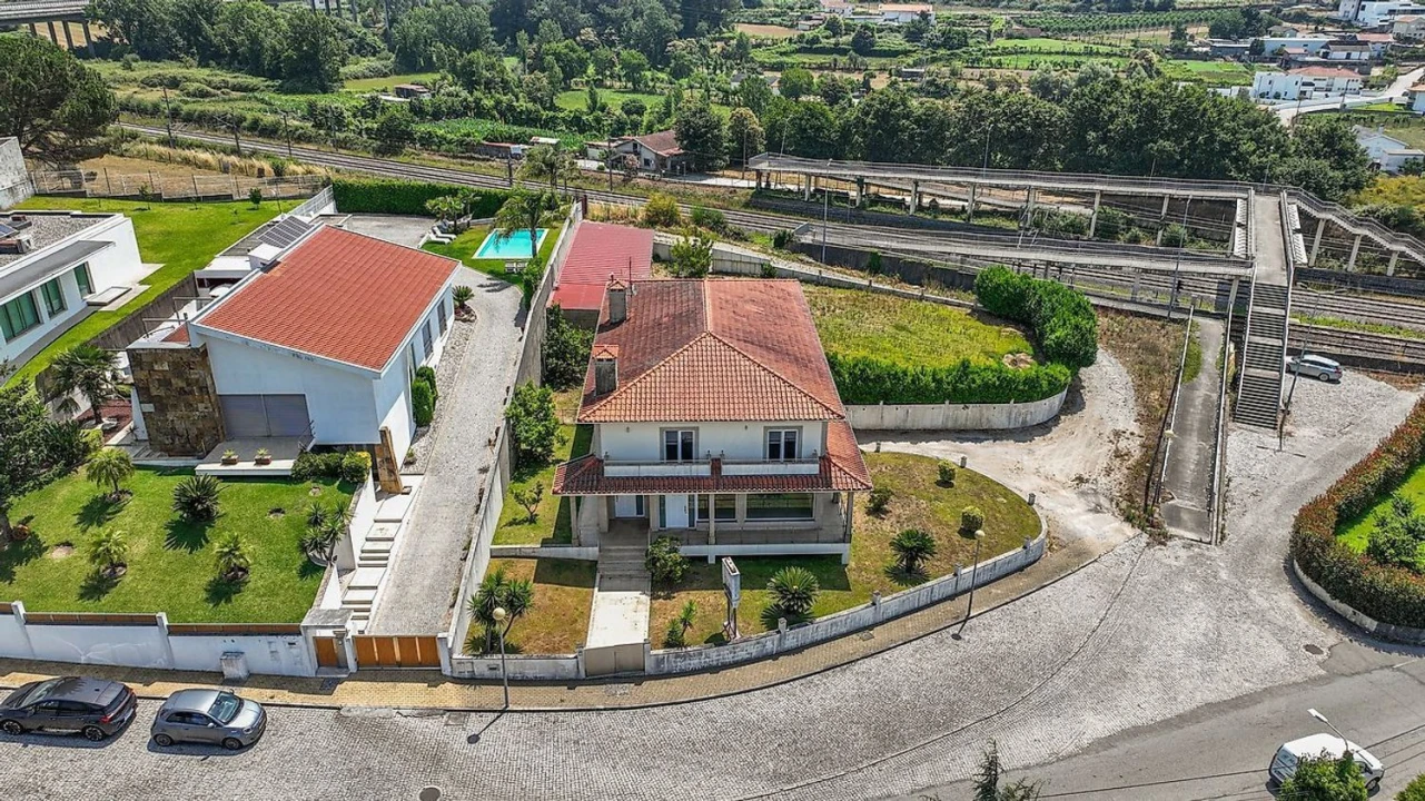 Moradia T3 para Venda em Vilaça e Fradelos Foto 14