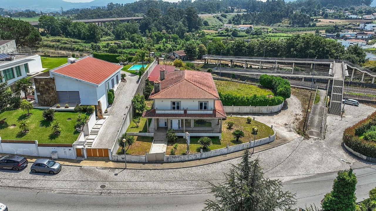 Moradia T3 para Venda em Vilaça e Fradelos Foto 15