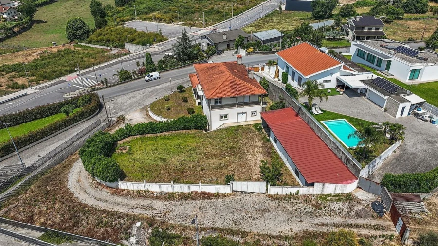 Moradia T3 para Venda em Vilaça e Fradelos Foto 10