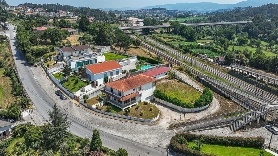 Moradia T3 para Venda em Vilaça e Fradelos Foto 6