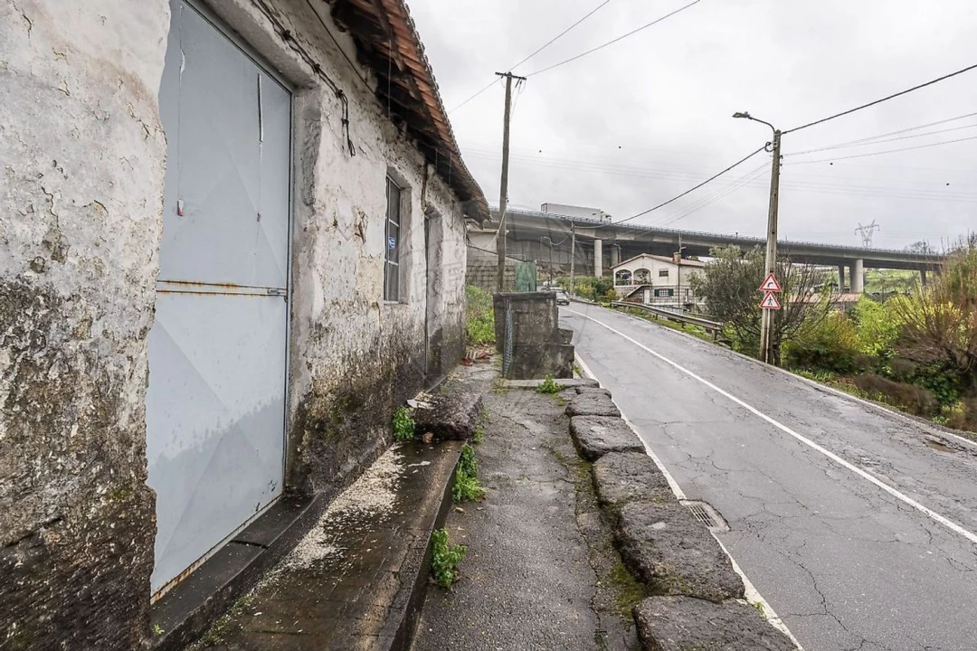 Moradia T6 para Venda em Serzedelo Foto 14