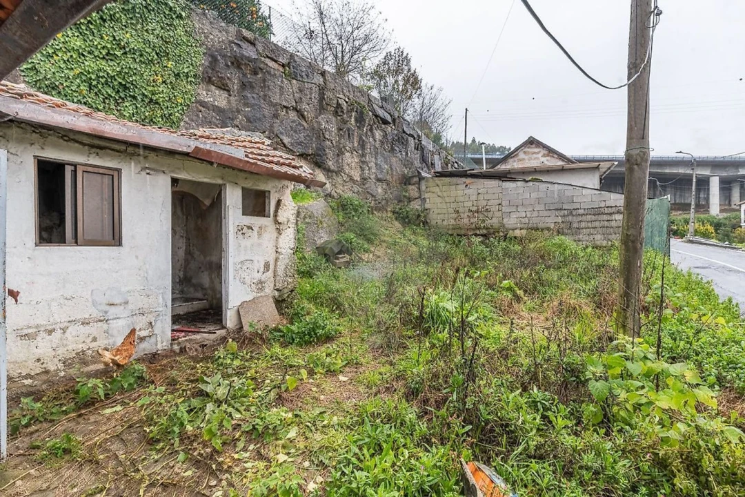 Moradia T6 para Venda em Serzedelo Foto 20