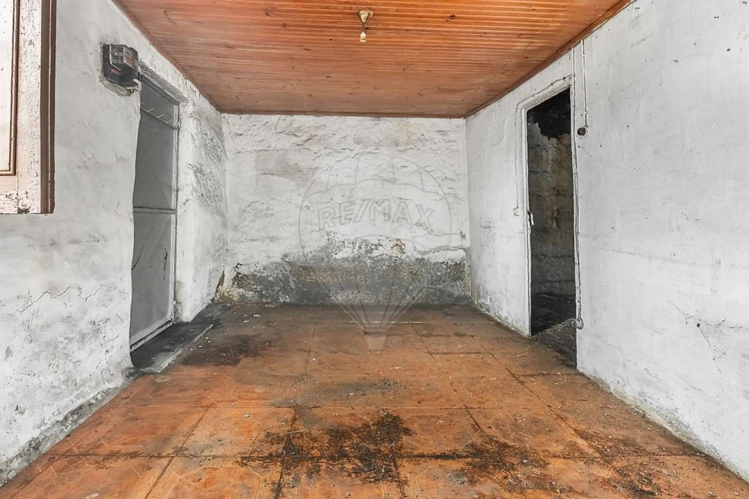 Moradia T6 para Venda em Serzedelo Foto 21