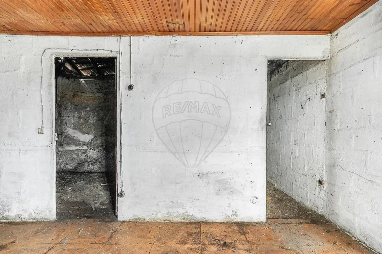 Moradia T6 para Venda em Serzedelo Foto 17