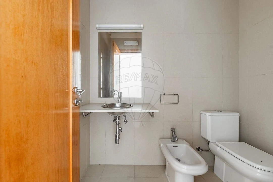 Moradia T5 para Venda em Galegos Foto 12