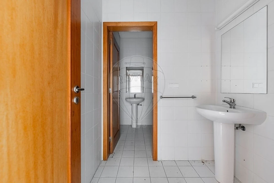 Moradia T5 para Venda em Galegos Foto 31