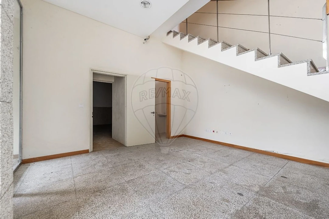 Moradia T5 para Venda em Galegos Foto 9