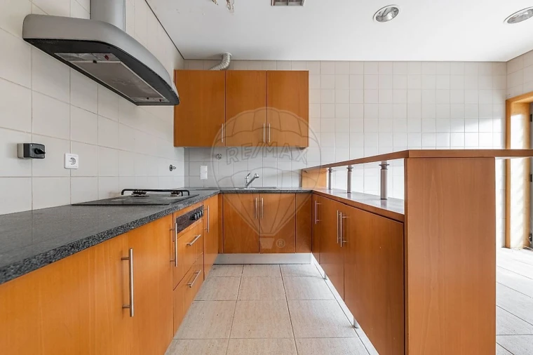 Moradia T5 para Venda em Galegos Foto 14