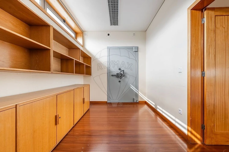 Moradia T5 para Venda em Galegos Foto 21