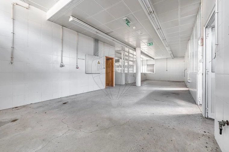 Moradia T5 para Venda em Galegos Foto 26