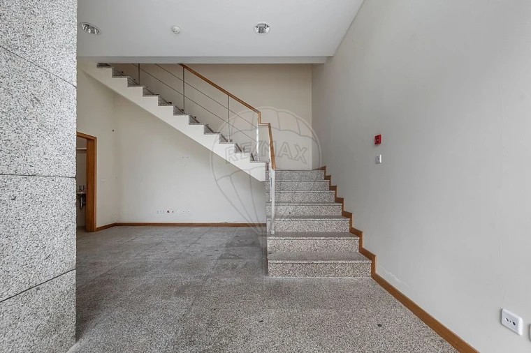 Moradia T5 para Venda em Galegos Foto 8