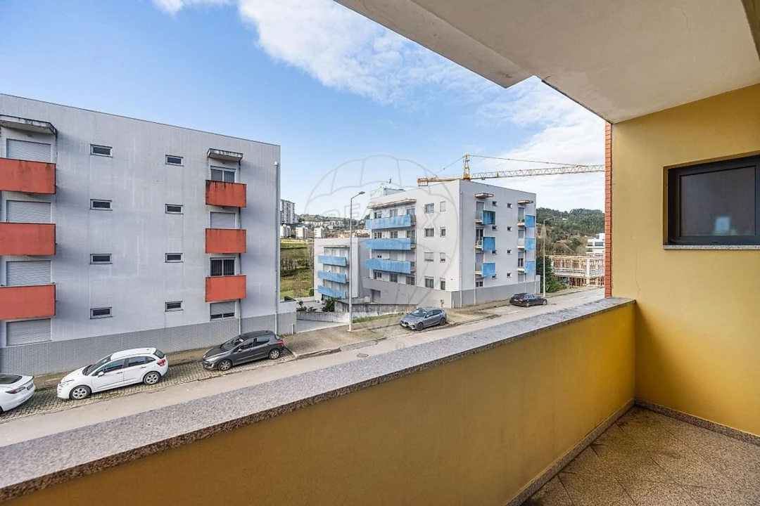 Moradia T3 para Venda em Povoa de Lanhoso (N. Senhora do Amparo) Foto 1